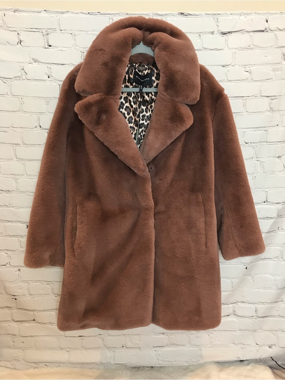 BCBGMAXAZRIA Rosewood Faux Fur Coat size SMALL NWT